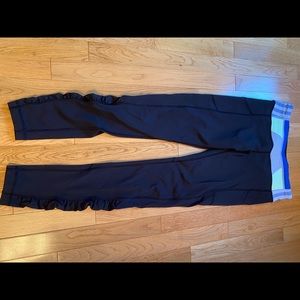 Lululemon workout pants.